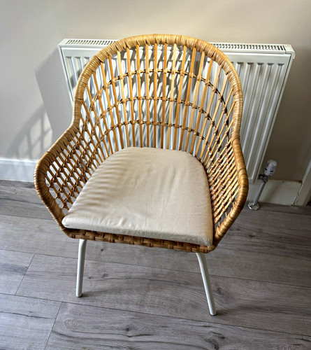 Rattan accent chair with arms - with,