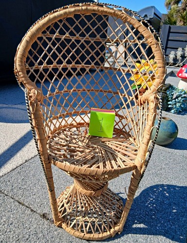 Vintage mini peacock - mini, wicker