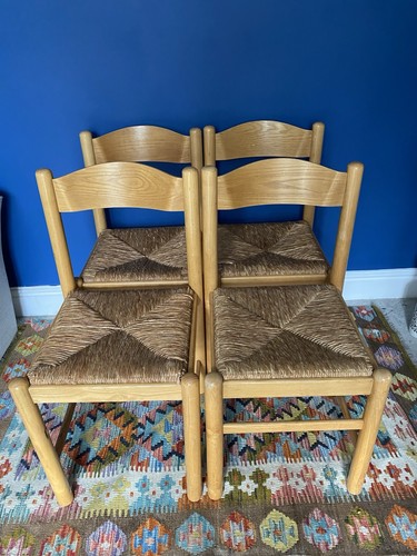 Set wooden dining chairs - 4,