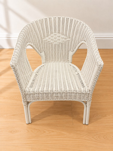 Vintage white wicker rattan - white,