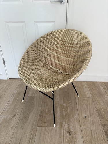 Vintage rattan shell - rattan, mid