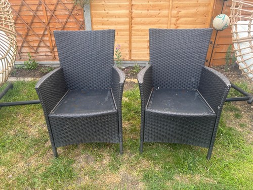 Matching black garden - matching,